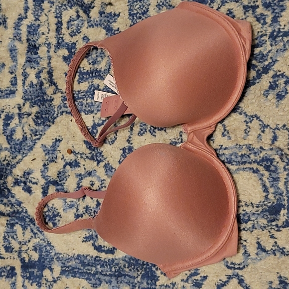 Victoria's Secret Other - Victoria's Secret Body by Victoria's sz 32 D pink bra 32D